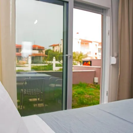Aelia Luxury Apartments Nikiti  Exterior photo