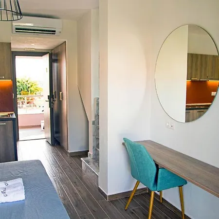 Aelia Luxury Apartments Nikiti  Exterior photo