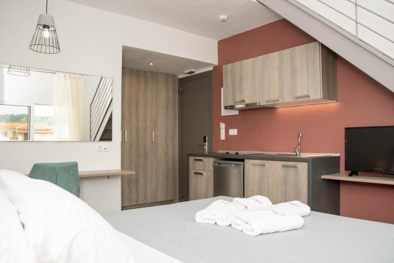 Aelia Luxury *